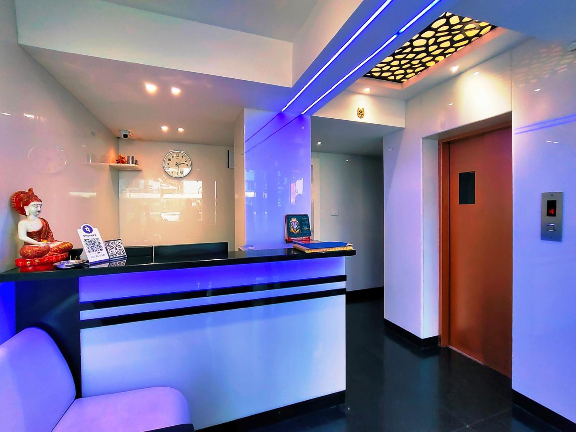 Hotel Steam Calcutta Extérieur photo