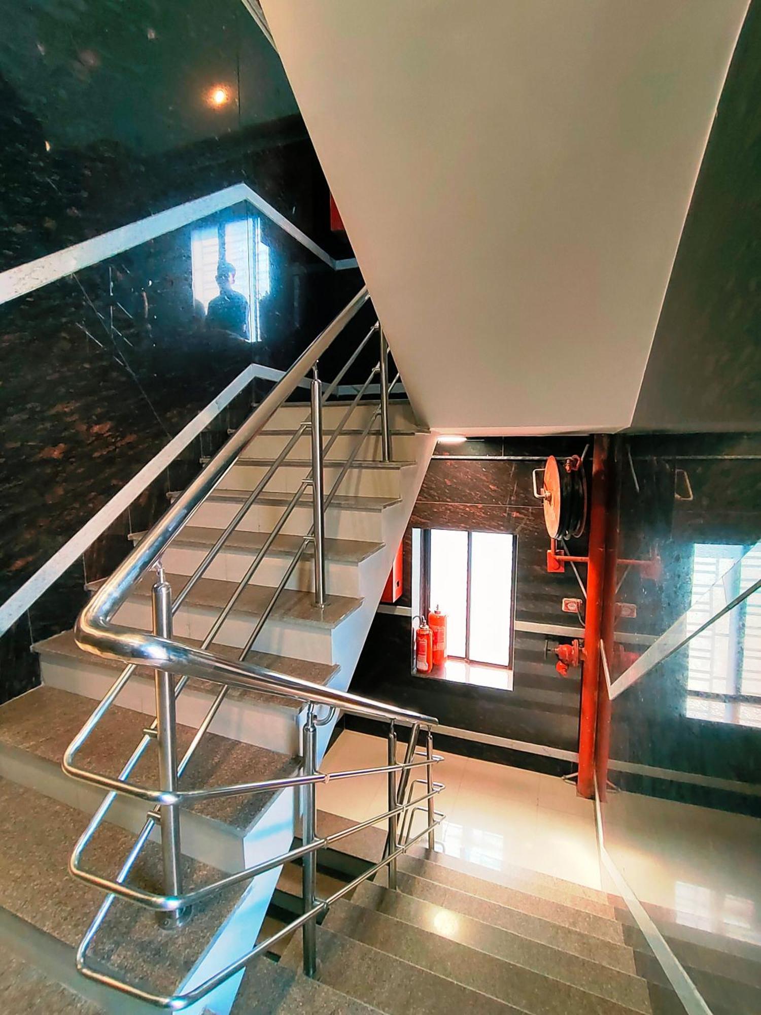 Hotel Steam Calcutta Extérieur photo
