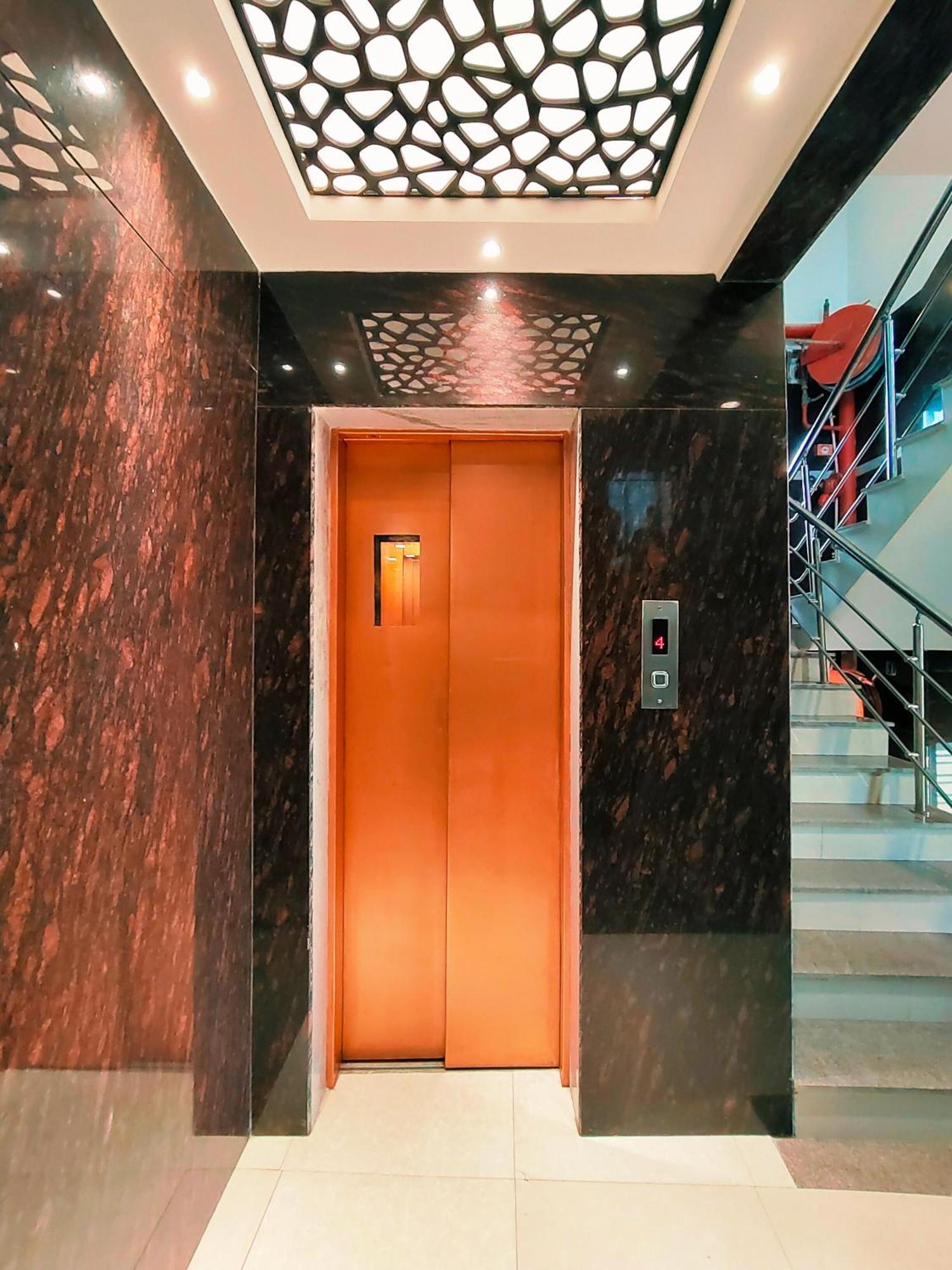 Hotel Steam Calcutta Extérieur photo