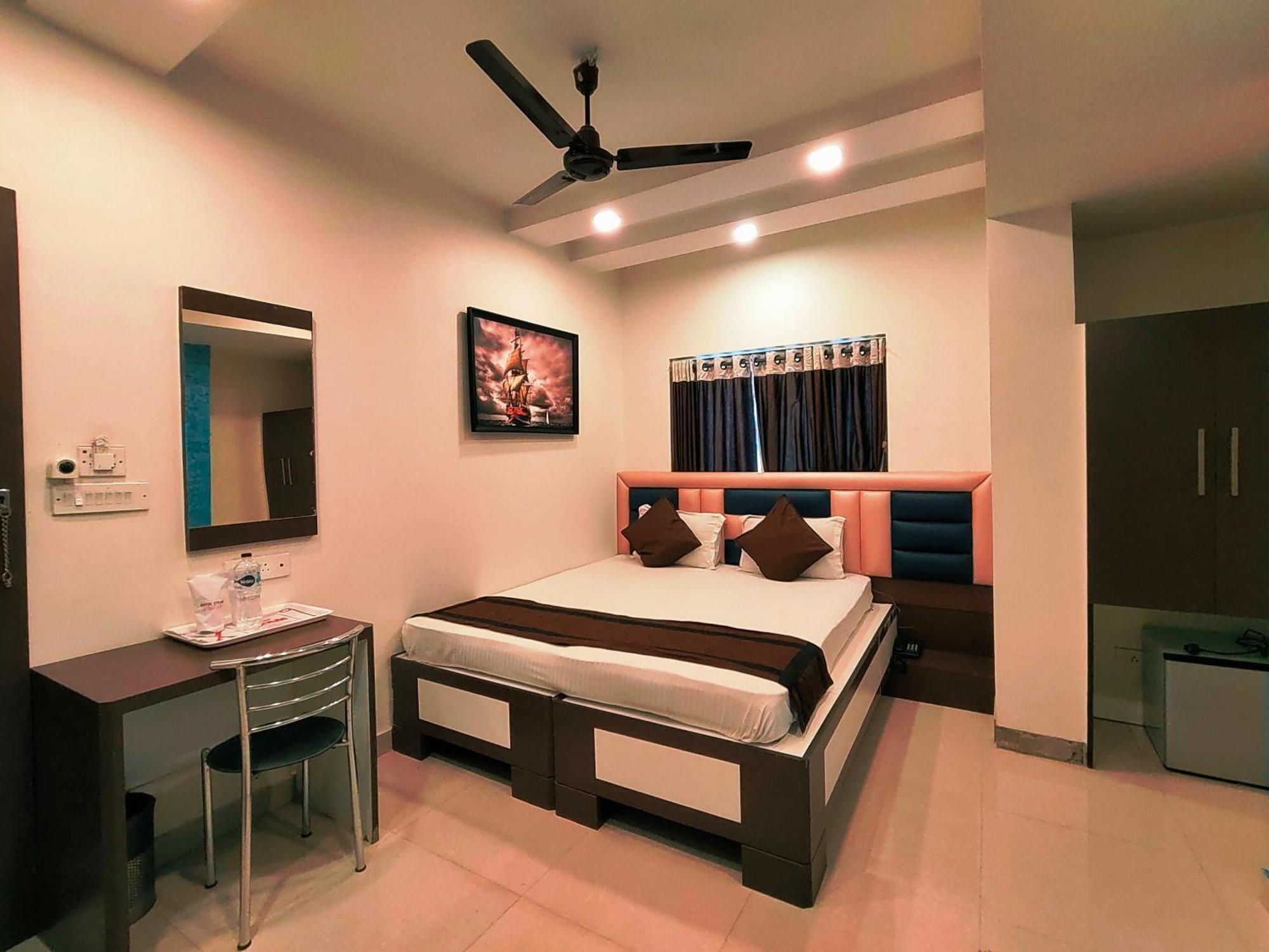 Hotel Steam Calcutta Extérieur photo